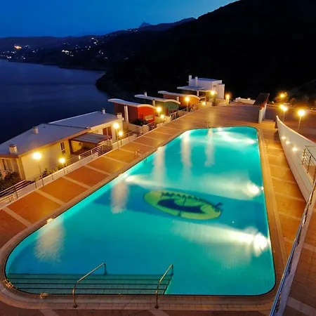 Villa Seafront, 5star - 4min Walk To Private *