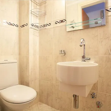 Villa Seafront, 5star - 4min Walk To Private