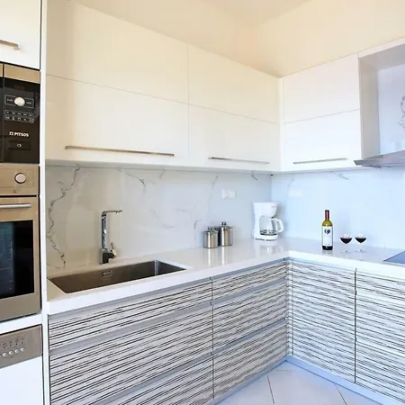 Seafront, 5star - 4min Walk To Private Villa Agia Pelagia (Creta)